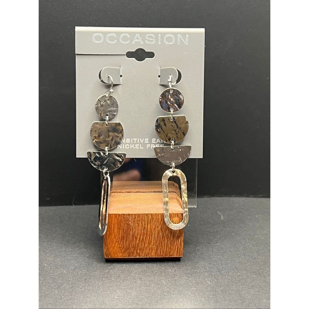 New Occasion Silver Tone Hammered Metallic Geometric Dangle Earrings